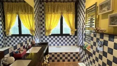 Chalet on Carrer del Llobregat photo 21