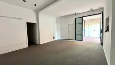 Local comercial en alquiler en Calle de Colombia - Vista 2