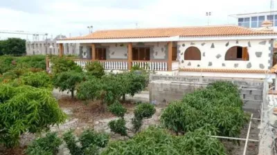 Chalet in Guargacho-Guaza-Cho photo 4