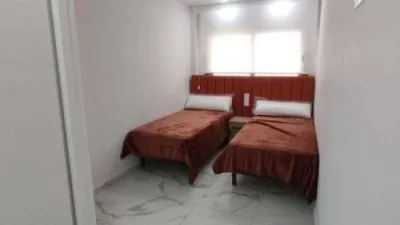 Piso – Torrevieja, Urbanización Calas Blancas - Más