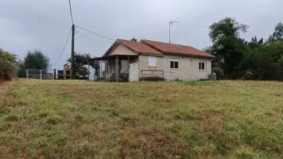 Casa – Curtis - Más