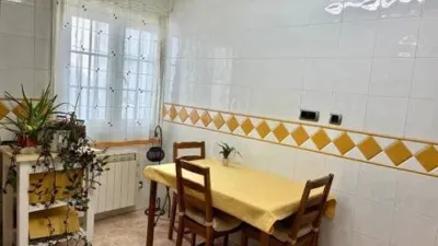 Piso – Oleiros - Más