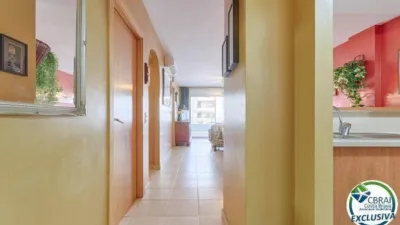 Apartment on Carrer de Joanot Martorell photo 9