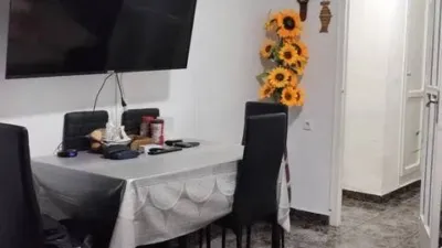 Apartment in Cardenal Benlloch Zone - Avinguda del Sud photo 3