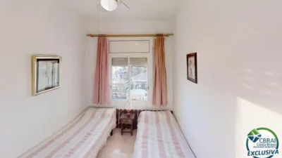 Apartment on Carrer de Lisboa photo 25