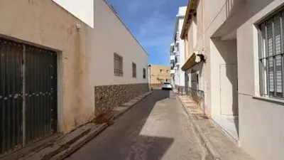 Casa en calle del Conde photo 2
