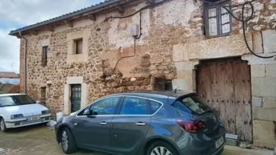 Terraced house in Herrera de Pisuerga photo 2