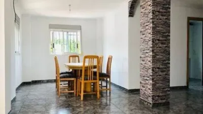Chalet en alquiler en Calle Gripau No Number, Picassent de 1.800 €<span>/mes</span>