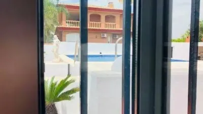 Chalet en alquiler en Calle Gripau No Number, Picassent de 1.800 €<span>/mes</span>