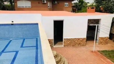 Chalet en alquiler en Calle Gripau No Number, Picassent de 1.800 €<span>/mes</span>