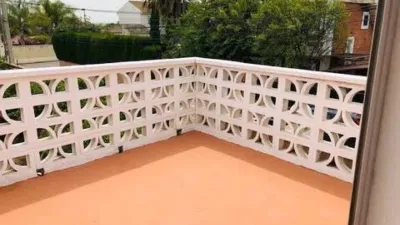 Chalet en alquiler en Calle Gripau No Number, Picassent de 1.800 €<span>/mes</span>