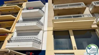 Apartment on Avinguda de Rhode photo 5