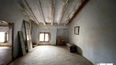 Chalet en venta en Alagón, Alagón de 90.000 €