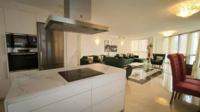 Apartment in Traditional Centre photo 10