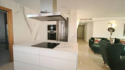 Apartment in Traditional Centre photo 8