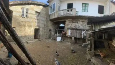 Casa rústica en venta en Camiño Toen, Moreiras (Toén) de 40.000 €
