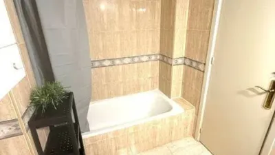 Habitación en alquiler en Calle de Isabel 'La Católica', Murcia Capital de 280 €<span>/mes</span>