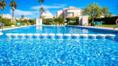 House on Carrer Acebo photo 25