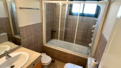 Apartment in Carrer Londres photo 14