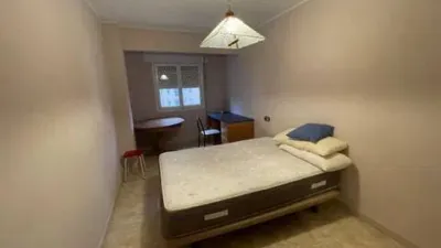 Habitación en alquiler en Joc de La Bola-Camps D'Esports, Joc de la Bola-Camps d'Esports (Lleida Capital) de 260 €<span>/mes</span>