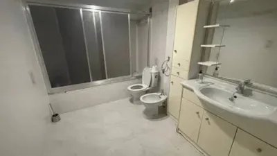 Habitación en alquiler en Joc de La Bola-Camps D'Esports, Joc de la Bola-Camps d'Esports (Lleida Capital) de 260 €<span>/mes</span>