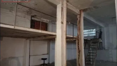 Local comercial en venta en Porta Nova – další