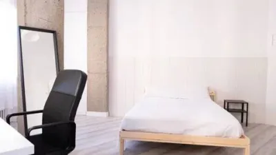 Habitación en alquiler en Príncep de Viana-Clot, Príncep de Viana-Clot (Lleida Capital) de 350 €<span>/mes</span>