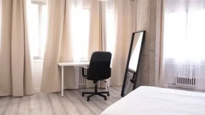 Habitación en alquiler en Príncep de Viana-Clot, Príncep de Viana-Clot (Lleida Capital) de 350 €<span>/mes</span>