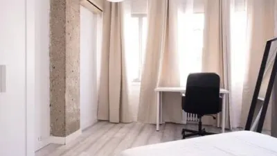 Habitación en alquiler en Príncep de Viana-Clot, Príncep de Viana-Clot (Lleida Capital) de 350 €<span>/mes</span>