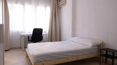 Habitación en alquiler en Príncep de Viana-Clot, Príncep de Viana-Clot (Lleida Capital) de 350 €<span>/mes</span>