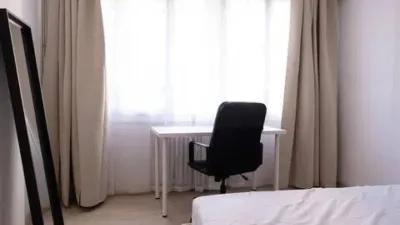 Habitación en alquiler en Príncep de Viana-Clot, Príncep de Viana-Clot (Lleida Capital) de 350 €<span>/mes</span>