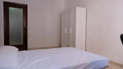 Habitación en alquiler en Príncep de Viana-Clot, Príncep de Viana-Clot (Lleida Capital) de 350 €<span>/mes</span>