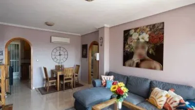 Pis – Orihuela, Urbanización Lomas de Don Juan, Villa Martín - Més