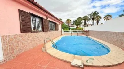 Chalet in Costa del Silencio-Las Galletas photo 2