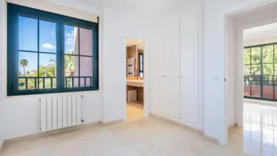 Apartment in Carrer Viena photo 6