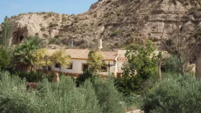 Rustic house in Freila photo 12