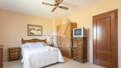 House in Villanueva de la Torre photo 36