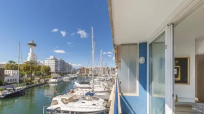 Dúplex en venta en Empuriabrava, Empuriabrava (Castelló d'Empúries) de 450.000 €