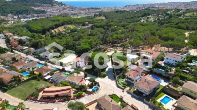House in Urbanizations photo 2