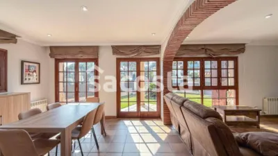 House in Urbanizations photo 3