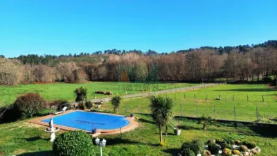 Chalet en San Cibrao Das Viñas (Capital) photo 10