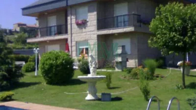 Chalet in San Cibrao Das Viñas (Capital) photo 3