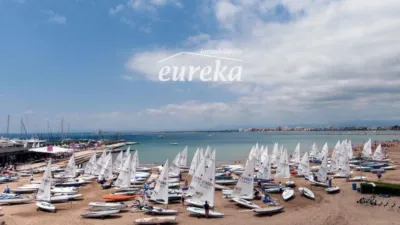 Apartment in Port Esportiu-Canyelles-Puig Rom photo 26