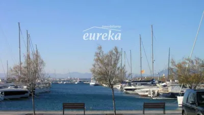 Apartment in Port Esportiu-Canyelles-Puig Rom photo 29