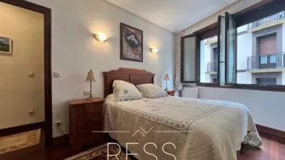 Piso en alquiler en Calle de San Bartolomé, Miraconcha (San Sebastián - Donostia) de 1.800 €<span>/mes</span>