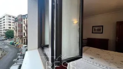 Piso en alquiler en Calle de San Bartolomé, Miraconcha (San Sebastián - Donostia) de 1.800 €<span>/mes</span>