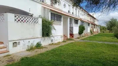 Terraced house in Isla de Canela photo 2