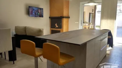 Chalet en venta en Alagón, Alagón de 445.000 €