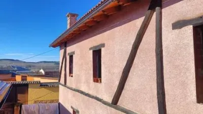 Terraced house in Naveros de Pisuerga photo 10