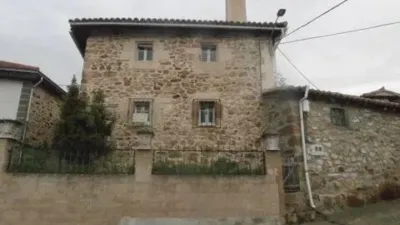 Rustic House in Valle de Santullán photo 14